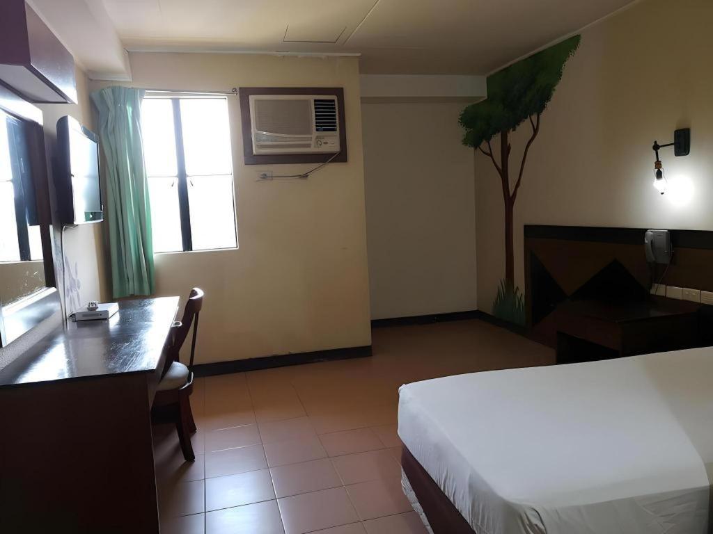 Country Village Hotel Cagayan de Oro Luaran gambar