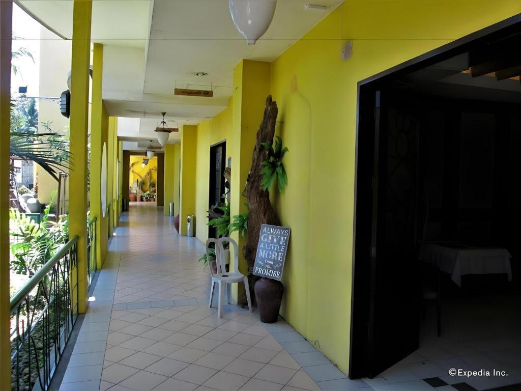 Country Village Hotel Cagayan de Oro Luaran gambar