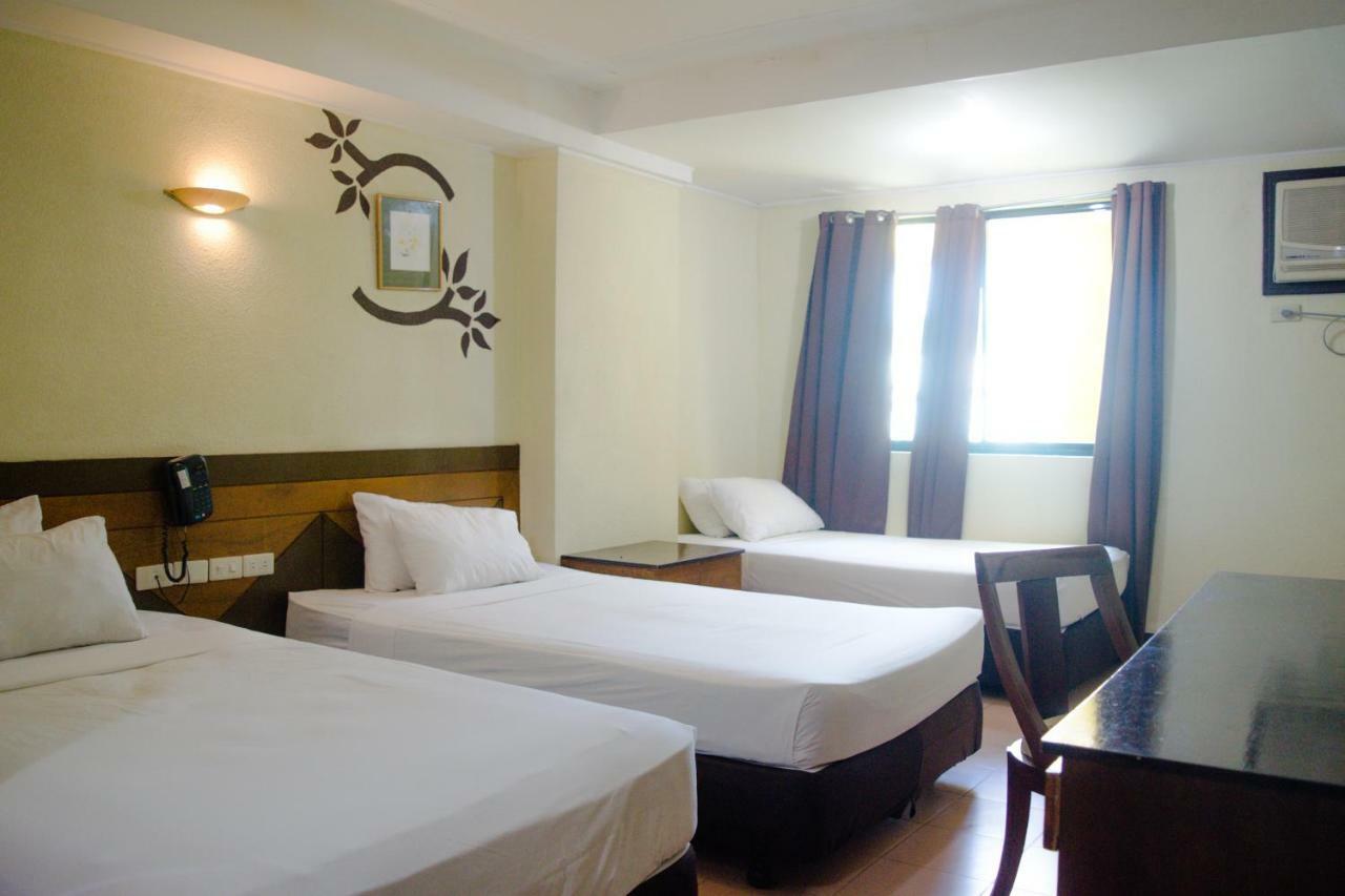 Country Village Hotel Cagayan de Oro Luaran gambar